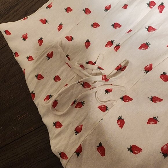 WAYF x Styled by COCO! Jayce Strawberry Print Linen Blend Dress NWT White Med - Picture 9 of 11